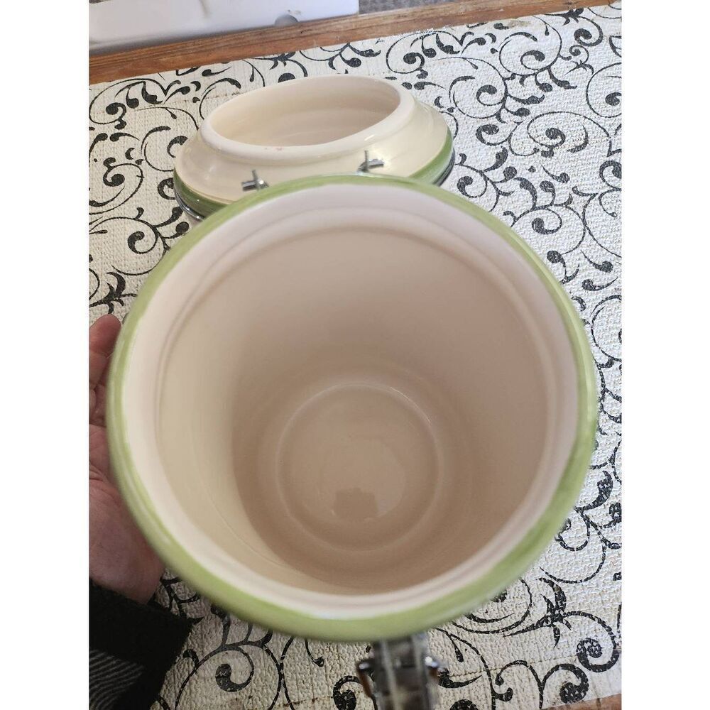 Ceramic Grape Design Canister - Picture 9 of 10